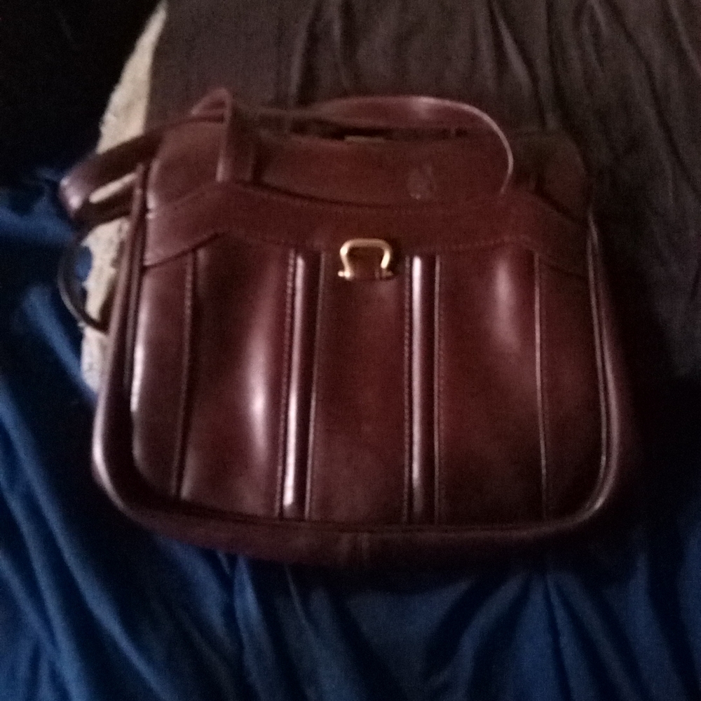 Elegant Brown Leather Handbag